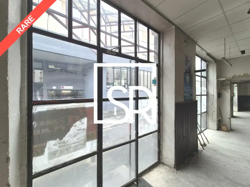 Local Commercial à louer - Clermont-Ferrand (63000) - 330 m² - 3 000 €/mois