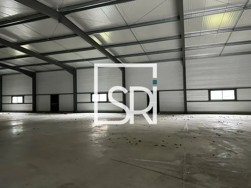 Entrepôt / Activité à louer - Cusset (03300) - 1200 m² - 1 700 €/mois
