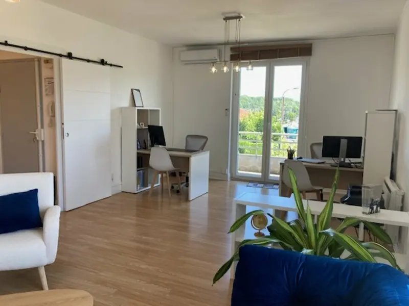 Bureau à louer - Bassens (73000) - 13 m² - 390 €/mois