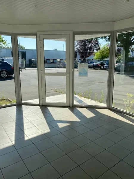 Entrepôt / Activité à louer - Thouaré-Sur-Loire (44470) - 213 m² - 1 244 €/mois