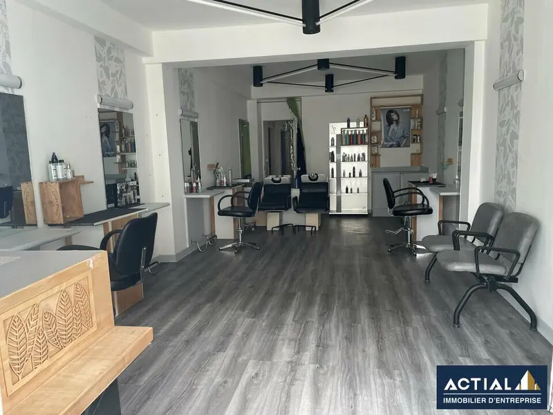 Local Commercial à louer - Nantes (44000) - 51 m² - 700 €/mois