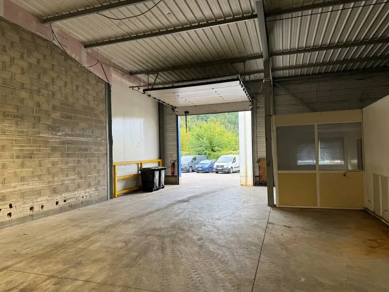 Entrepôt / Activité à louer - Allonne (60000) - 198 m² - 1 650 €/mois