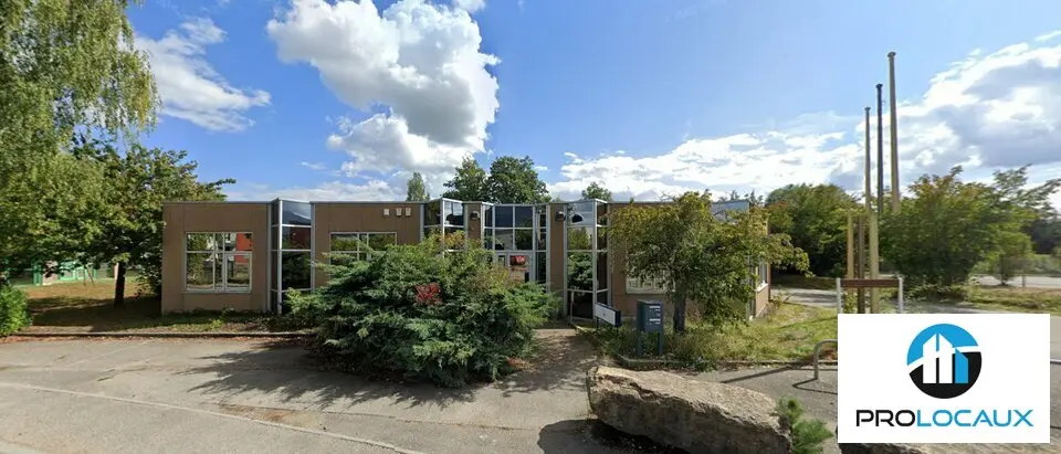 Bureau à vendre - Saint-Genis-Pouilly (01630) - 504 m²