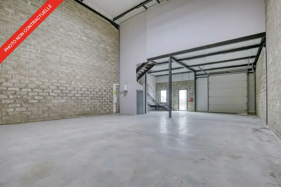 Entrepôt / Activité à vendre - Persan (95340) - 543 m²