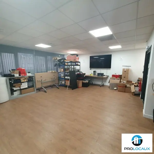 Bureau à louer - Gières (38610) - 58 m² - 628 €/mois
