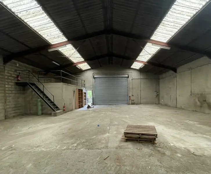 Entrepôt / Activité à louer - Beauvais (60000) - 427 m² - 2 457 €/mois