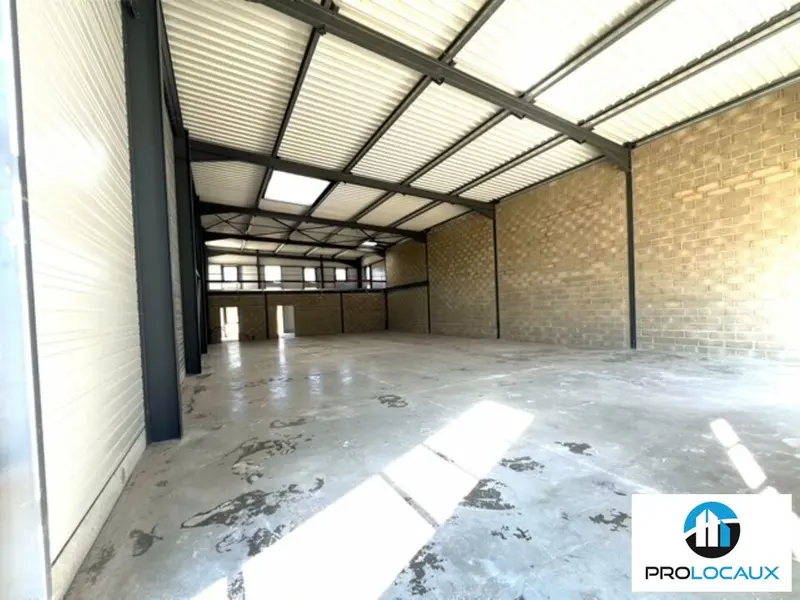 Entrepôt / Activité à louer - Crouy-En-Thelle (60530) - 278 m² - 2 417 €/mois