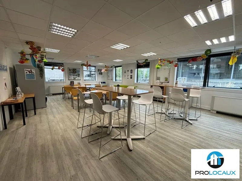 Bureau à louer - Grenoble (38000) - 101 m² - 1 430 €/mois