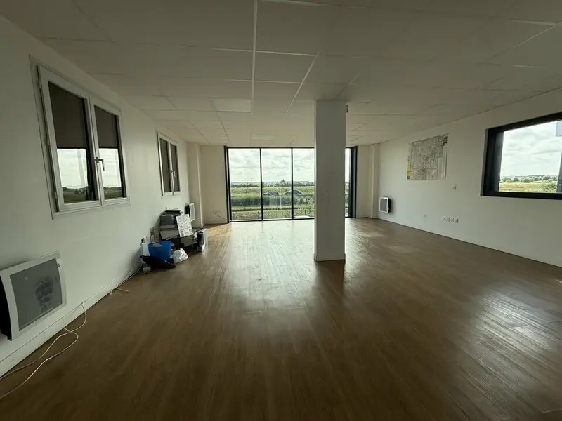 Entrepôt / Activité à louer - Beauvais (60000) - 288 m² - 2 640 €/mois