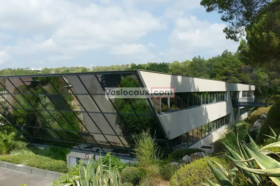 Bureau à louer - Valbonne (06560) - 428 m² - 6 422 €/mois