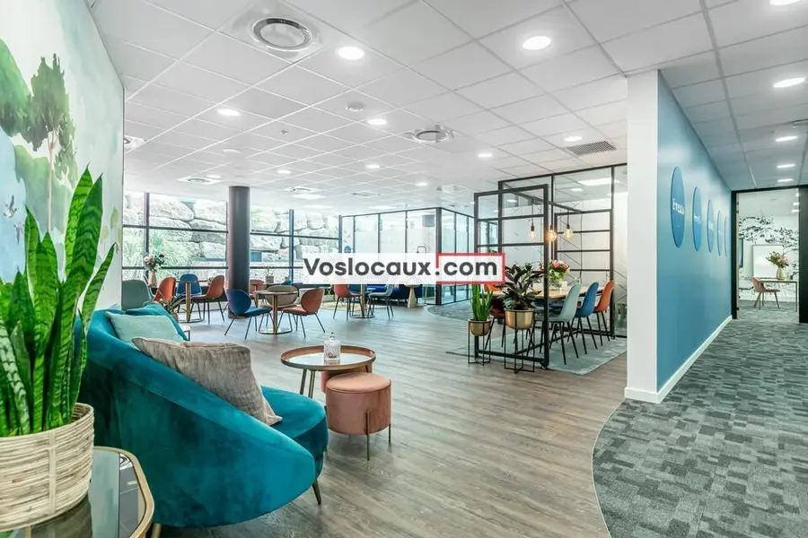 Bureau à louer - Valbonne (06560) - 300 m² - 11 400 €/mois