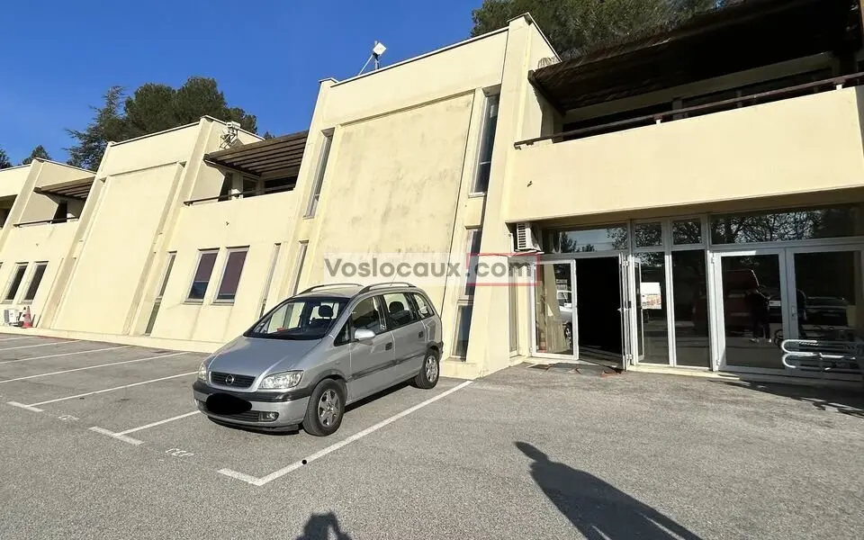 Entrepôt / Activité à louer - Valbonne (06560) - 319 m² - 3 190 €/mois