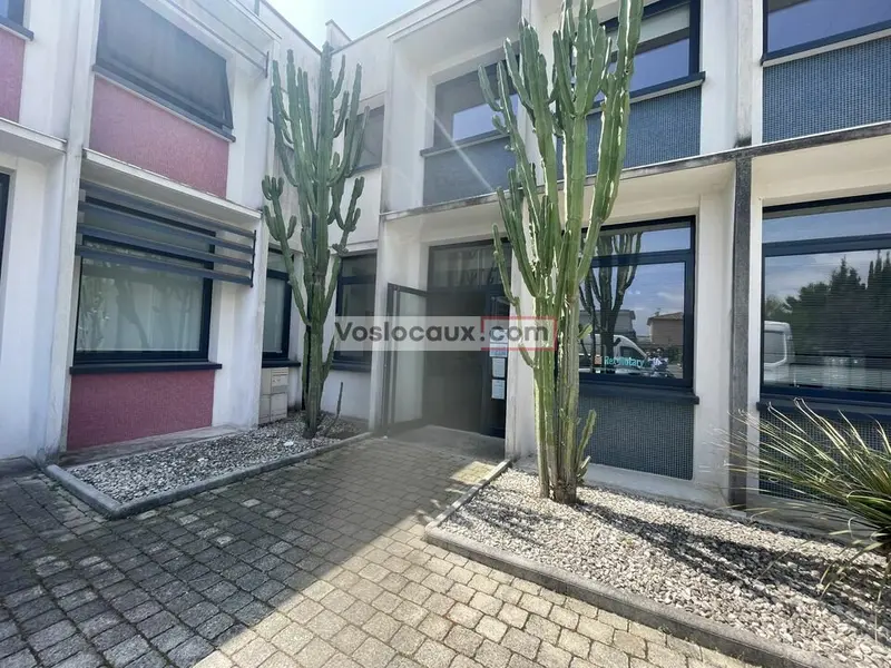 Bureau à louer - Cagnes-Sur-Mer (06800) - 22 m² - 1 000 €/mois