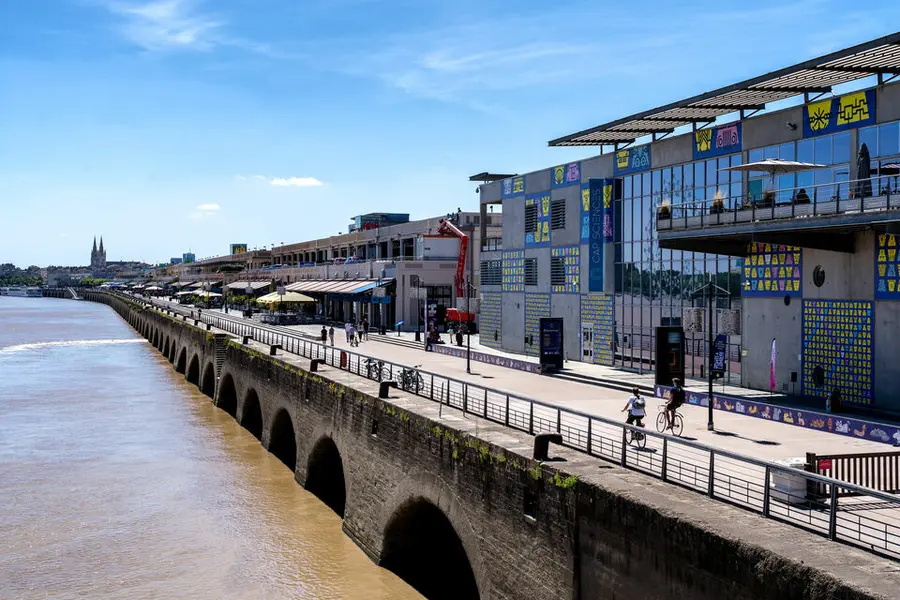 Bureau à vendre - Bordeaux (33000) - 102 m²