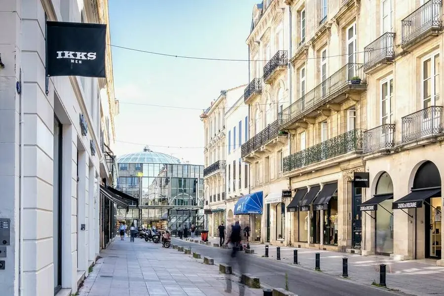 Local Commercial à vendre - Bordeaux (33000) - 226 m² - 0 €