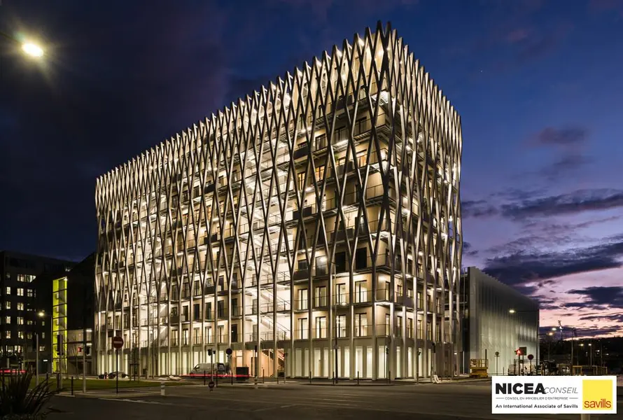Bureau à louer - Nice (06200) - 320 m² - 6 133 €/mois