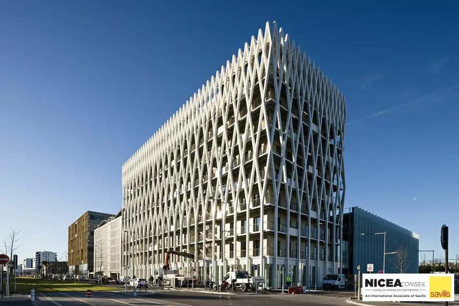 Bureau à louer - Nice (06200) - 144 m² - 6 250 €/mois