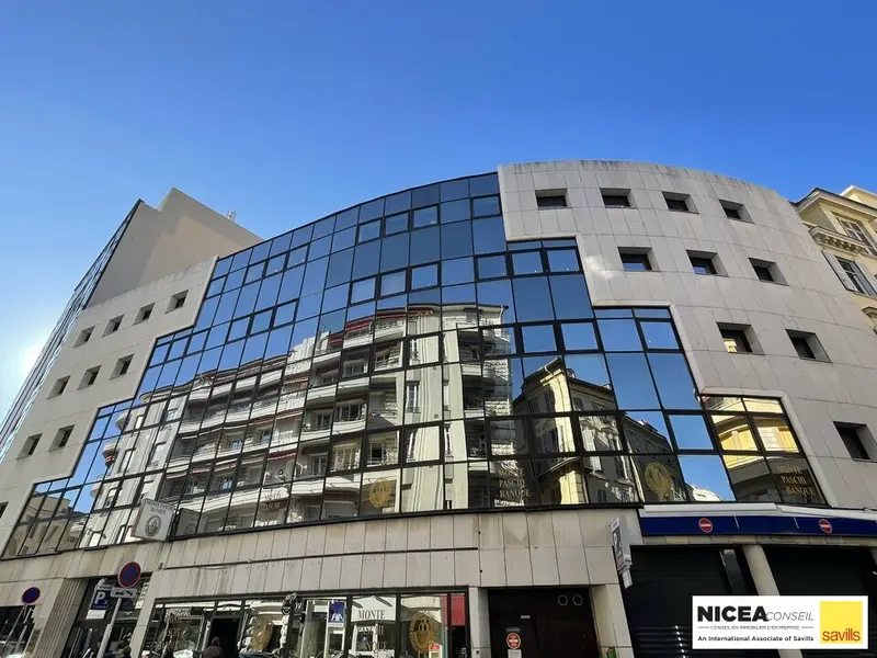 Bureau à louer - Nice (06000) - 305 m² - 4 575 €/mois