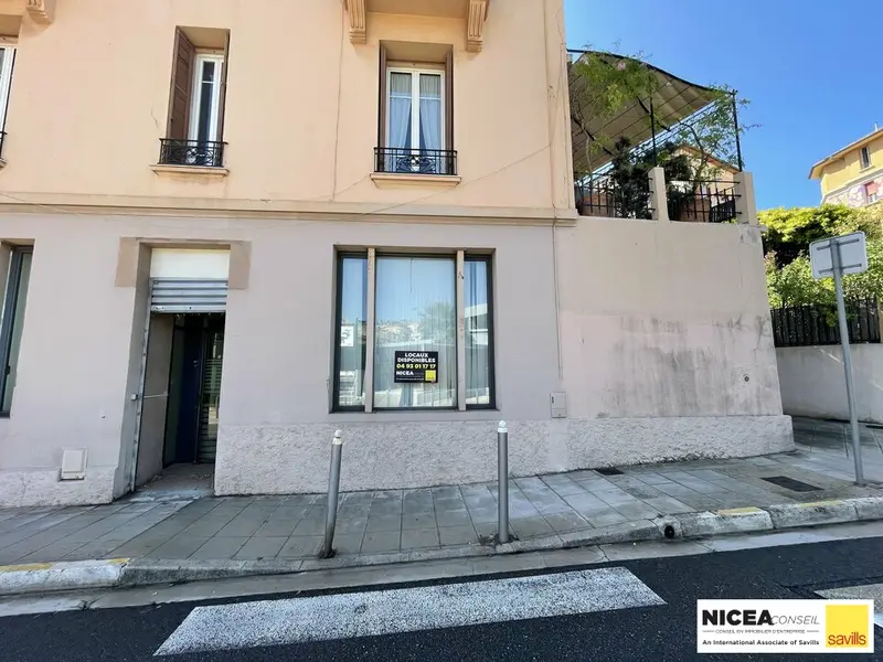 Bureau à louer - Nice (06100) - 235 m² - 3 033 €/mois