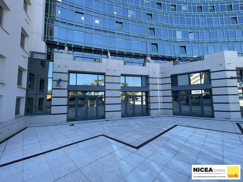 Local Commercial à vendre - Nice (06200) - 245 m²