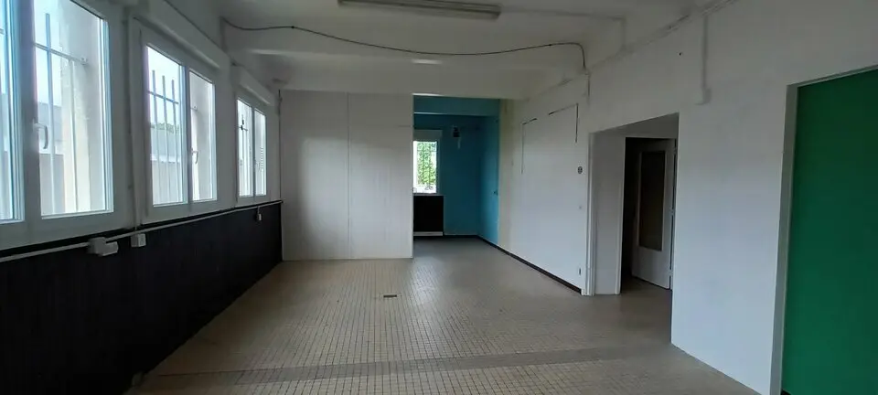 Bureau à louer - Colleville (76400) - 164 m² - 815 €/mois