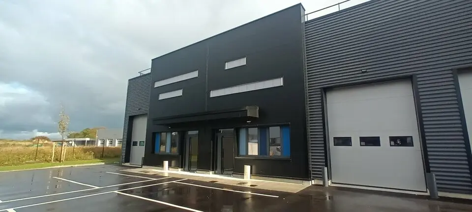 Entrepôt / Activité à louer - Le Havre (76600) - 380 m² - 3 166 €/mois