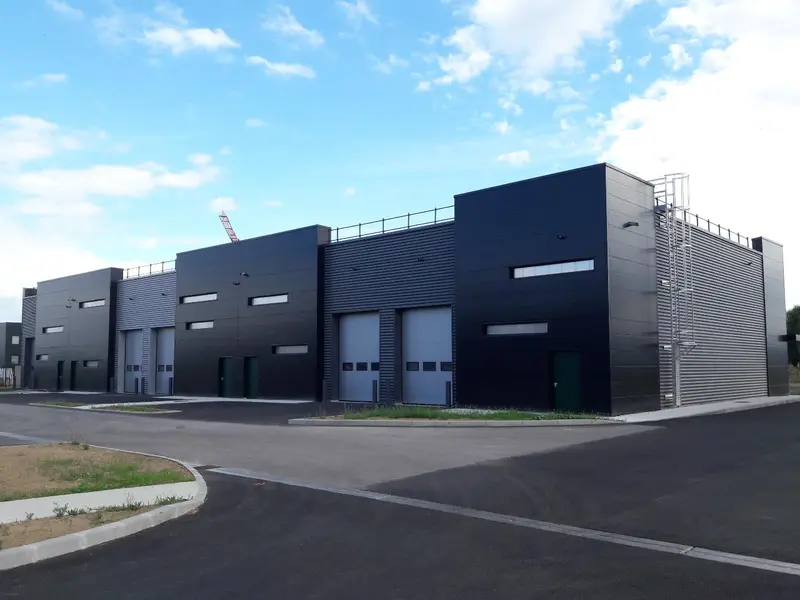Entrepôt / Activité à louer - Le Havre (76600) - 200 m² - 1 950 €/mois