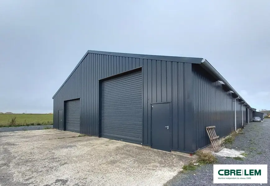 Entrepôt / Activité à louer - Banneville-La-Campagne (14940) - 220 m² - 880 €...