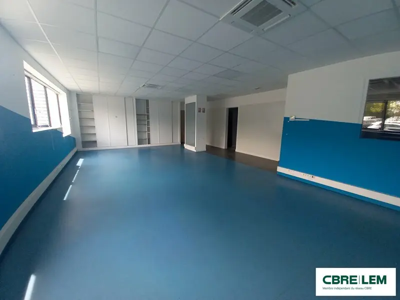 Entrepôt / Activité à louer - Cormelles-Le-Royal (14123) - 1321 m² - 7 916 €/...
