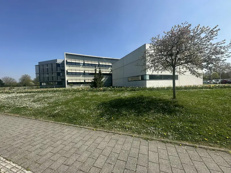 Bureau à louer - Schiltigheim (67300) - 294 m² - 3 307 €/mois
