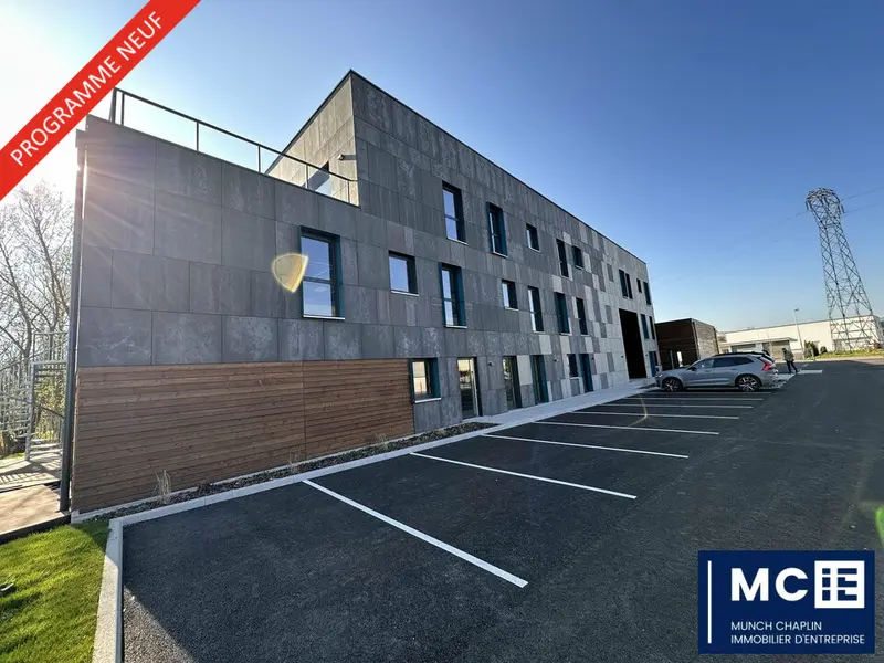 Bureau à louer - Wettolsheim (68920) - 1383 m² - 29 734 €/mois