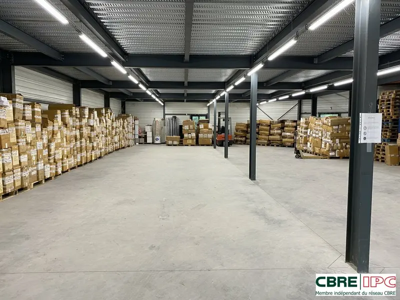 Entrepôt / Activité à louer - Saint-Paul-Lès-Dax (40990) - 825 m² - 5 500 €/mois