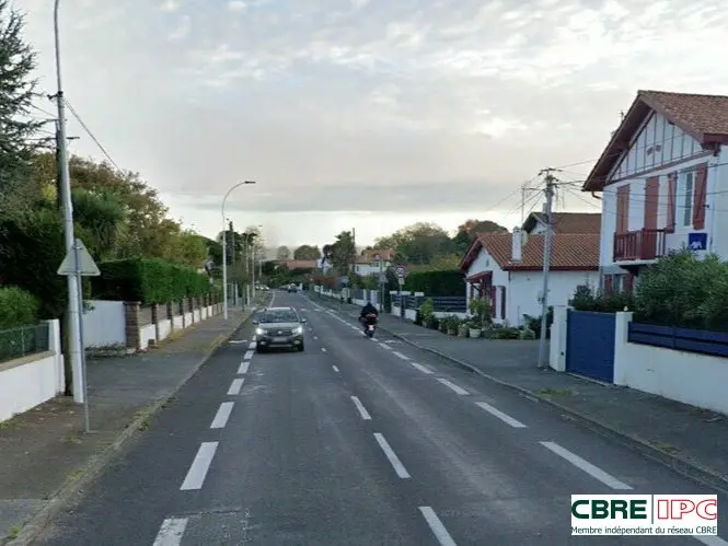 Bureau à louer - Biarritz (64200) - 611 m² - 14 647 €/mois