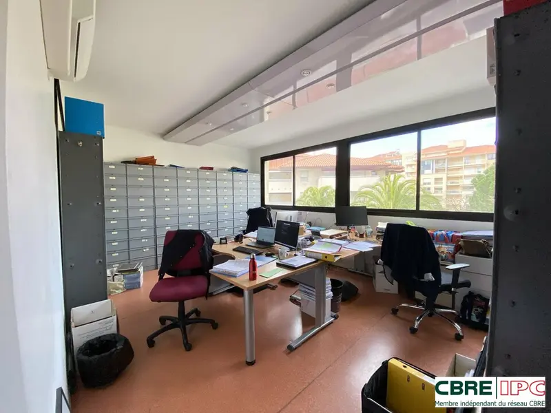 Bureau à louer - Biarritz (64200) - 110 m² - 2 100 €/mois