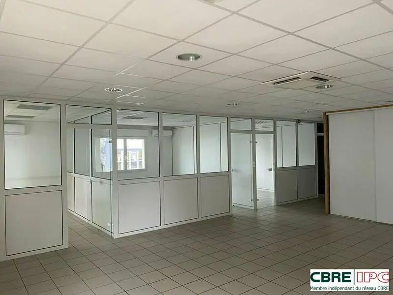 Local Commercial à louer - Mont-De-Marsan (40000) - 204 m² - 2 130 €/mois