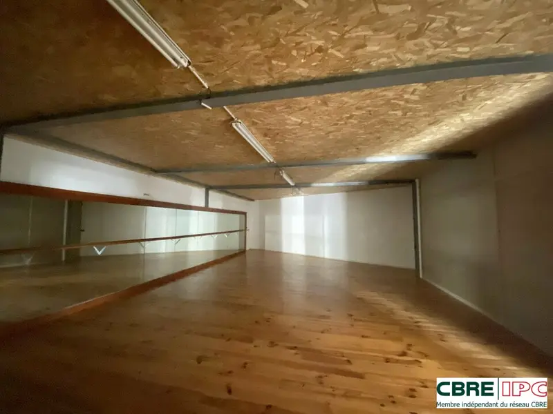 Bureau à louer - Bayonne (64100) - 240 m² - 1 500 €/mois