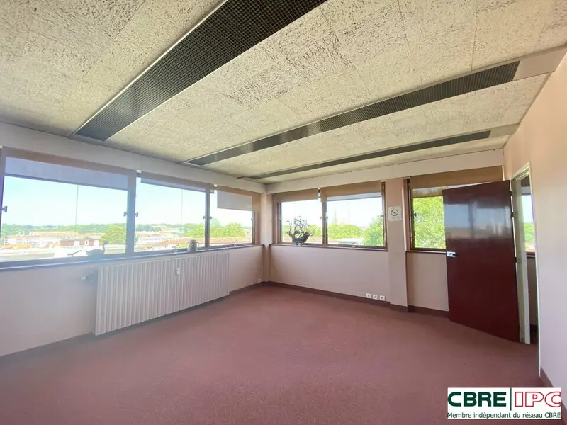 Bureau à louer - Bayonne (64100) - 64 m² - 650 €/mois