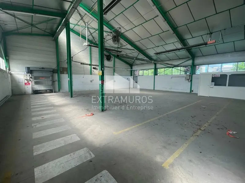 Entrepôt / Activité à louer - Mornant (69440) - 284 m² - 2 011 €/mois