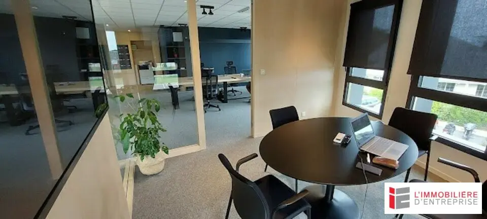 Bureau à vendre - La Richardais (35780) - 150 m²