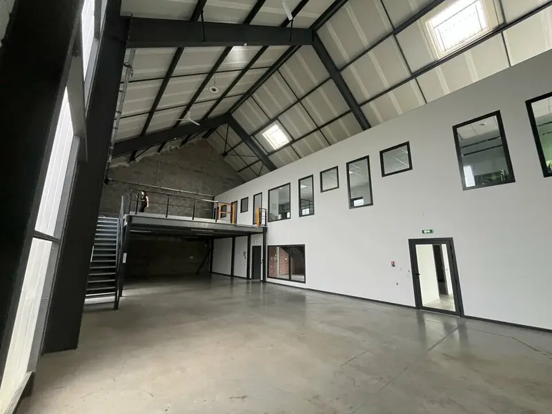 Bureau à louer - Saint-Malo (35400) - 451 m² - 3 022 €/mois