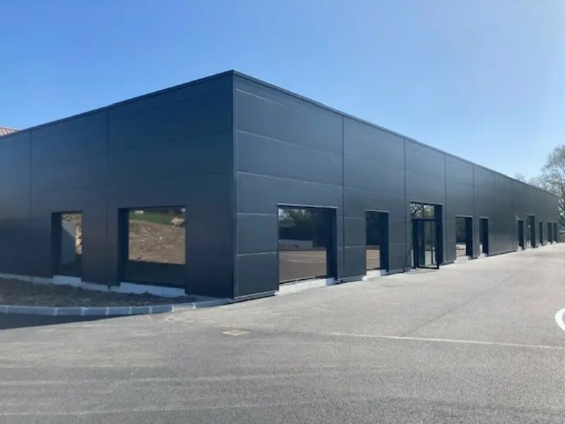 Local Commercial à louer - Quimper (29000) - 800 m² - 9 333 €/mois