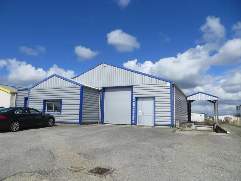 Entrepôt / Activité à louer - Fouesnant (29170) - 359 m² - 2 692 €/mois