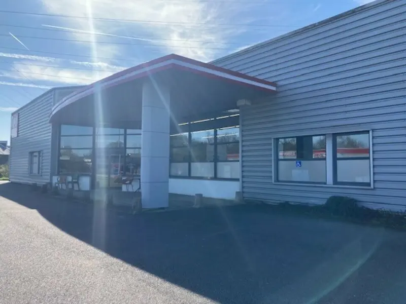 Local Commercial à louer - Quimper (29000) - 644 m² - 5 700 €/mois