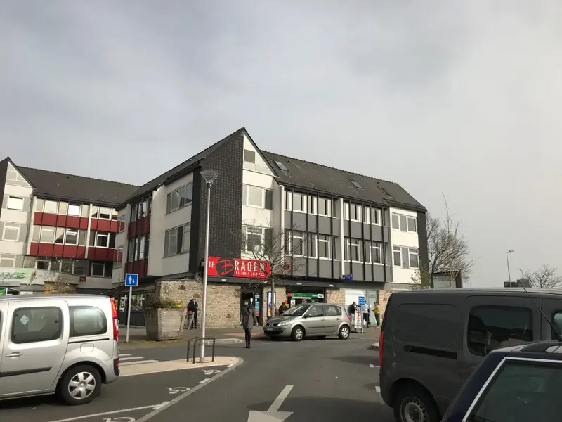 Bureau à vendre - Quimper (29000) - 829 m²