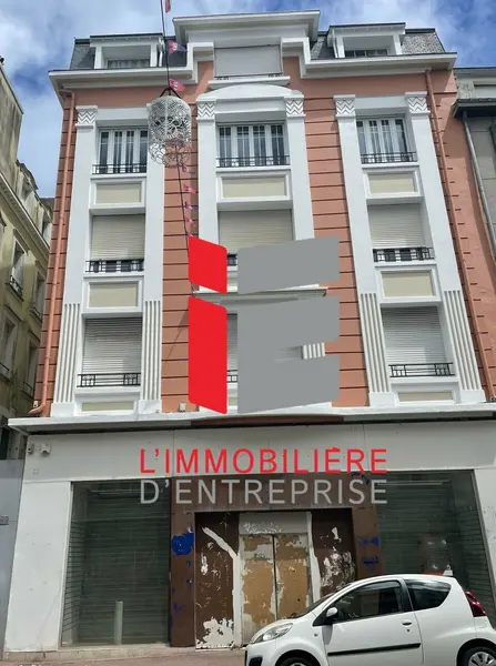 Bureau à vendre - Lorient (56100) - 839 m²