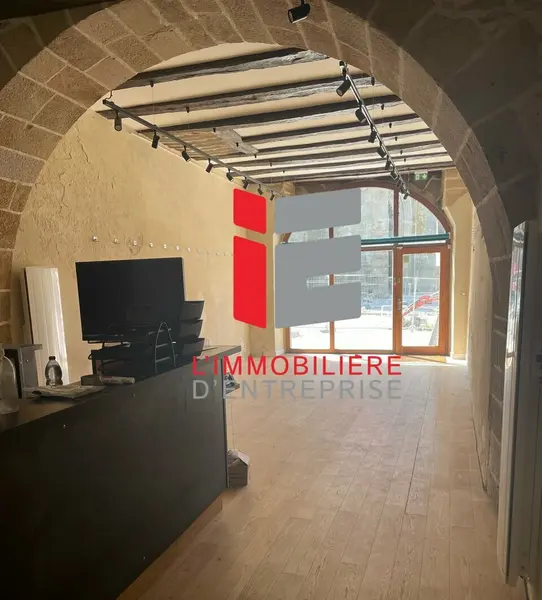 Local Commercial à louer - Hennebont (56700) - 70 m² - 1 500 €/mois