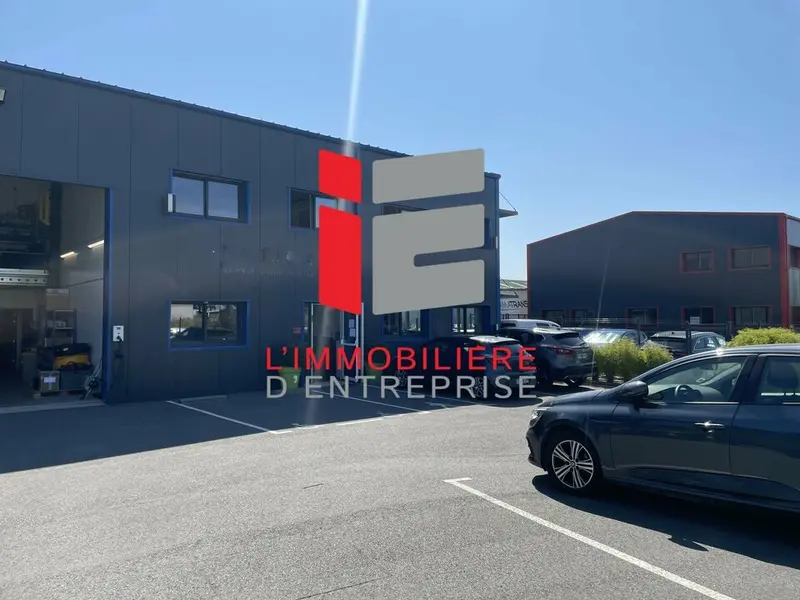 Entrepôt / Activité à louer - Caudan (56850) - 590 m² - 5 633 €/mois