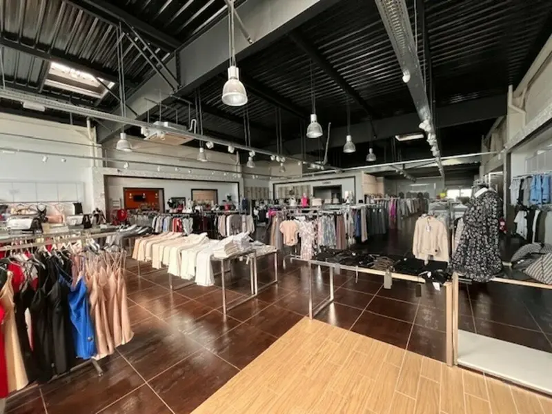 Local Commercial à louer - Vannes (56000) - 530 m² - 4 500 €/mois