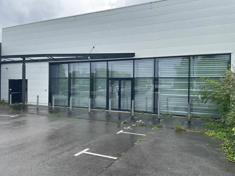 Local Commercial à vendre - Guipavas (29490) - 300 m²