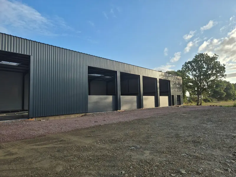 Entrepôt / Activité à louer - Amayé-Sur-Seulles (14310) - 1000 m² - 7 000 €/mois